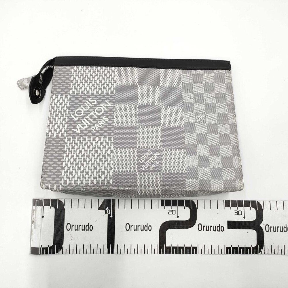 Sold✅Louis Vuitton  Damier Graphite 3D Pochette Voyage - Picture 2 of 10